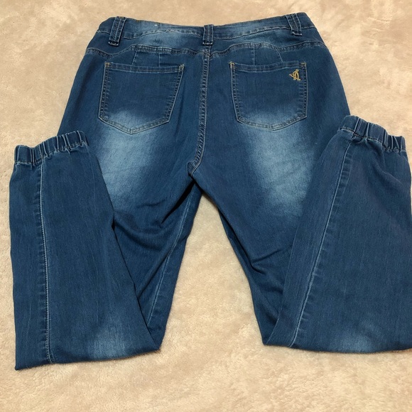 VIP Go Go Jeans - Picture 2 of 3